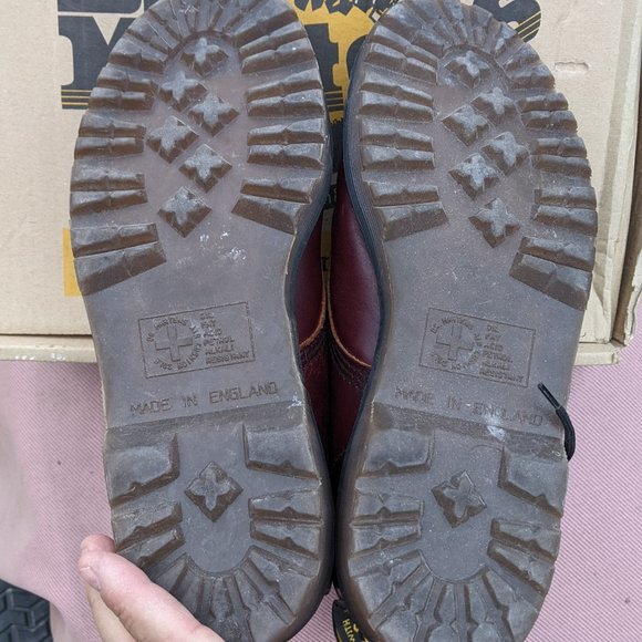 Vintage Dr Martens boots size US 9 burgundy - Picture 6 of 9